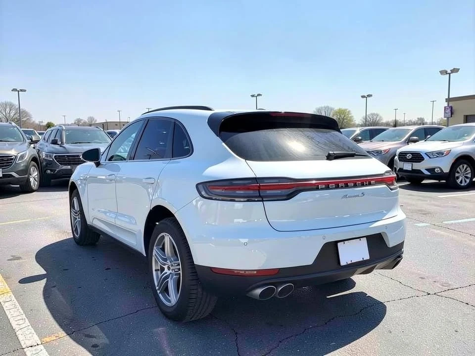 2020 Porsche Macan - Image 6 of 20