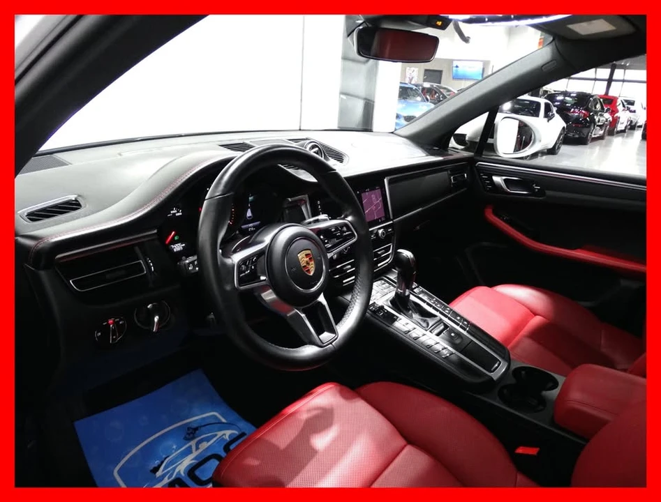 2020 Porsche Macan - Image 10 of 20