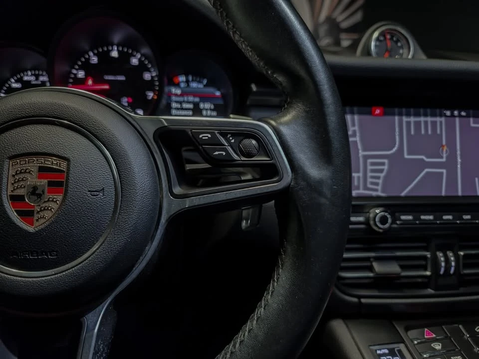 2020 Porsche Macan - Image 14 of 20