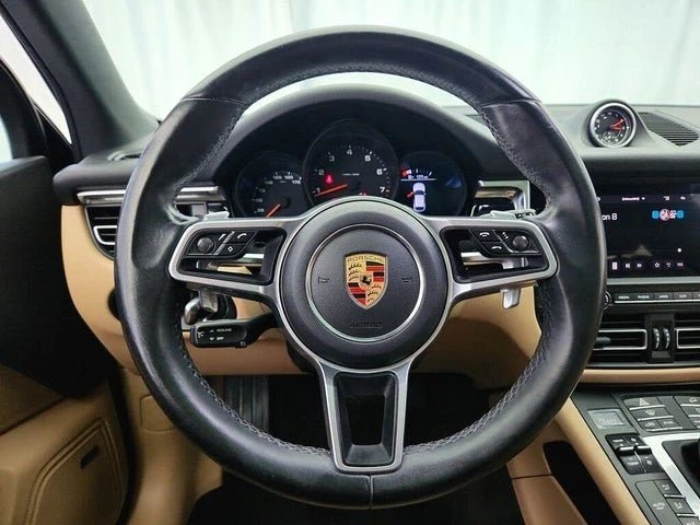 2020 Porsche Macan - Image 13 of 19