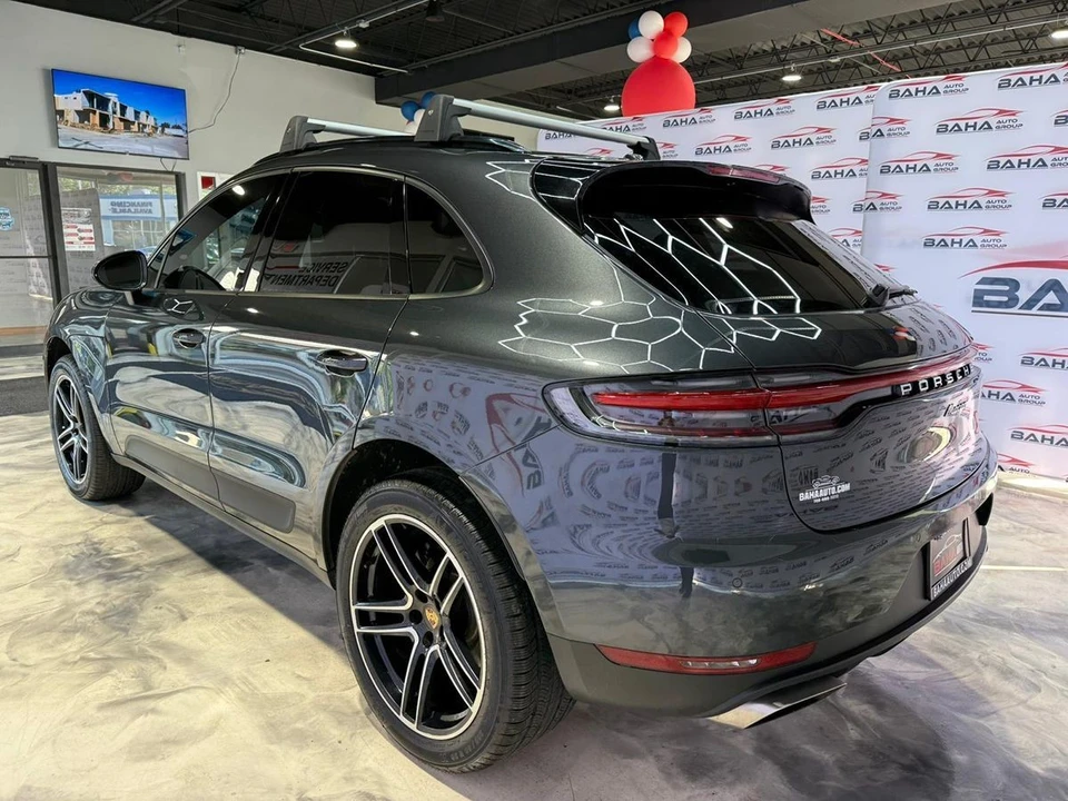 2020 Porsche Macan - Image 10 of 21