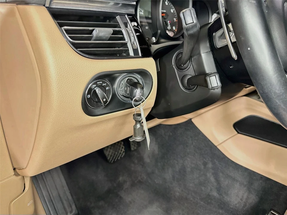 2020 Porsche Macan - Image 7 of 31