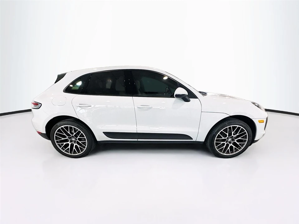 2020 Porsche Macan - Image 5 of 15