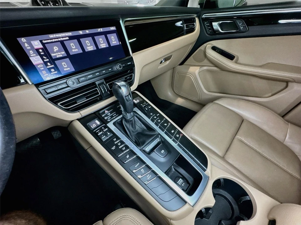 2020 Porsche Macan - Image 8 of 31
