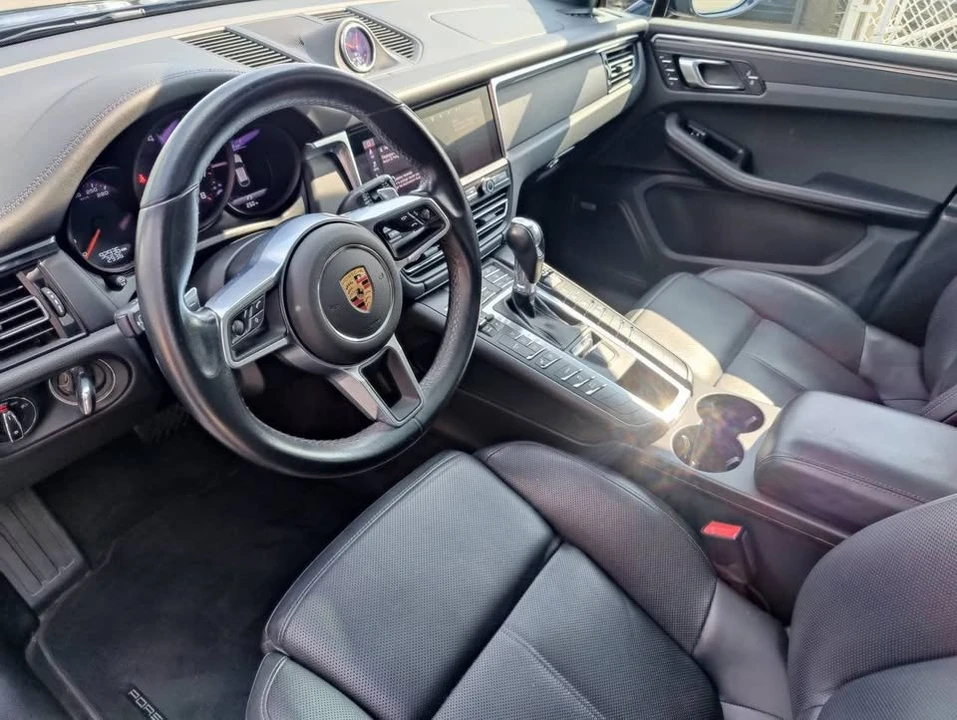 2020 Porsche Macan - Image 16 of 20