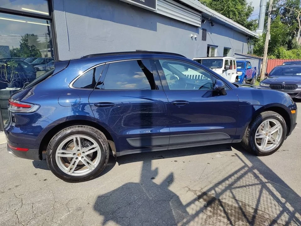 2020 Porsche Macan - Image 9 of 20