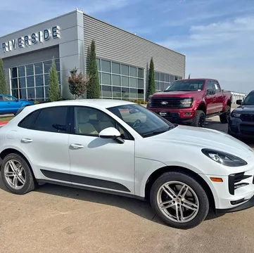 2020 Porsche Macan Base