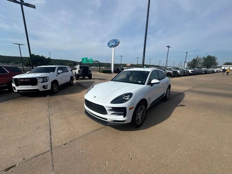 2020 Porsche Macan - Image 3 of 10