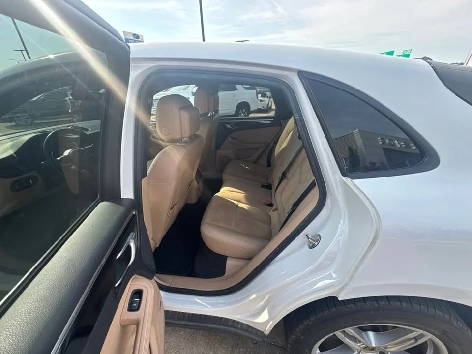2020 Porsche Macan - Image 10 of 10