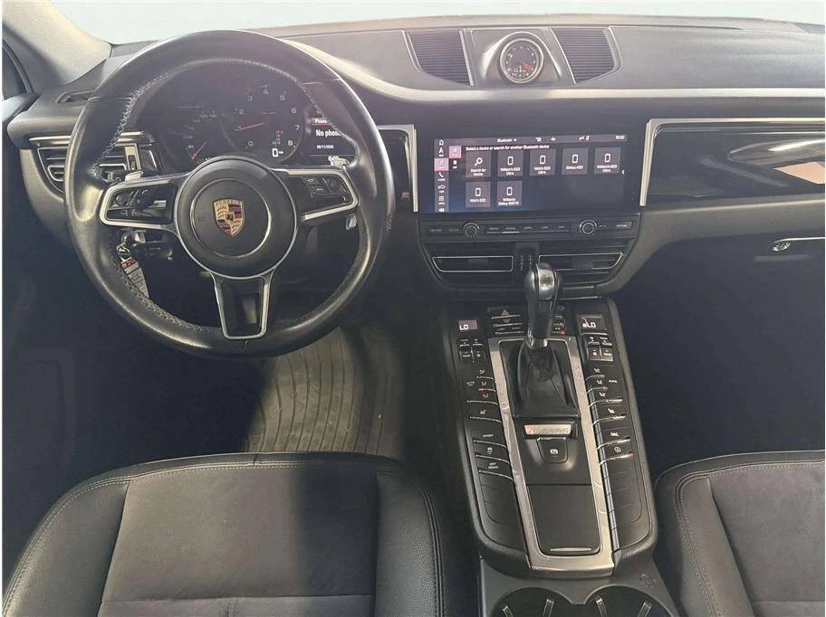 2020 Porsche Macan - Image 16 of 31