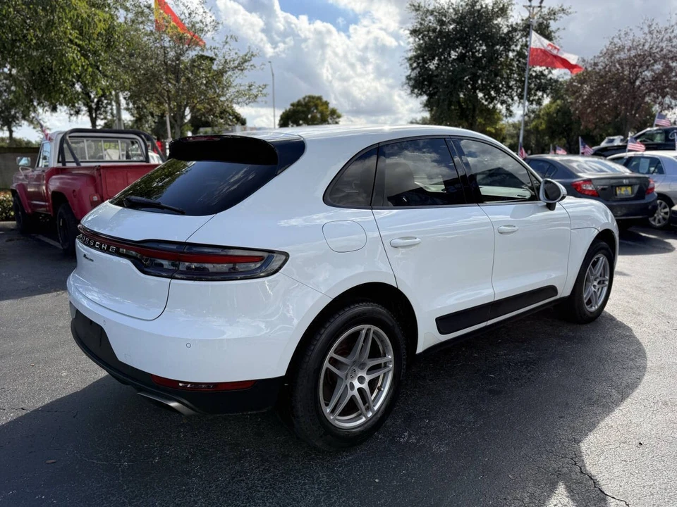 2020 Porsche Macan - Image 6 of 12