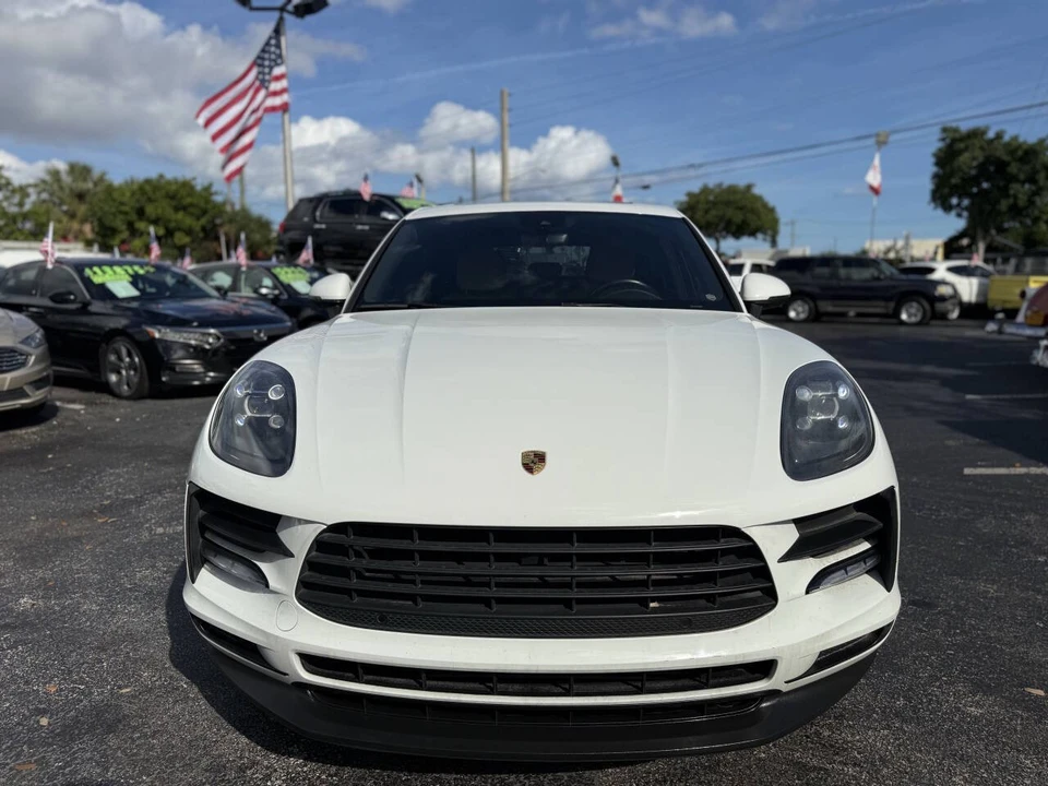 2020 Porsche Macan - Image 9 of 12