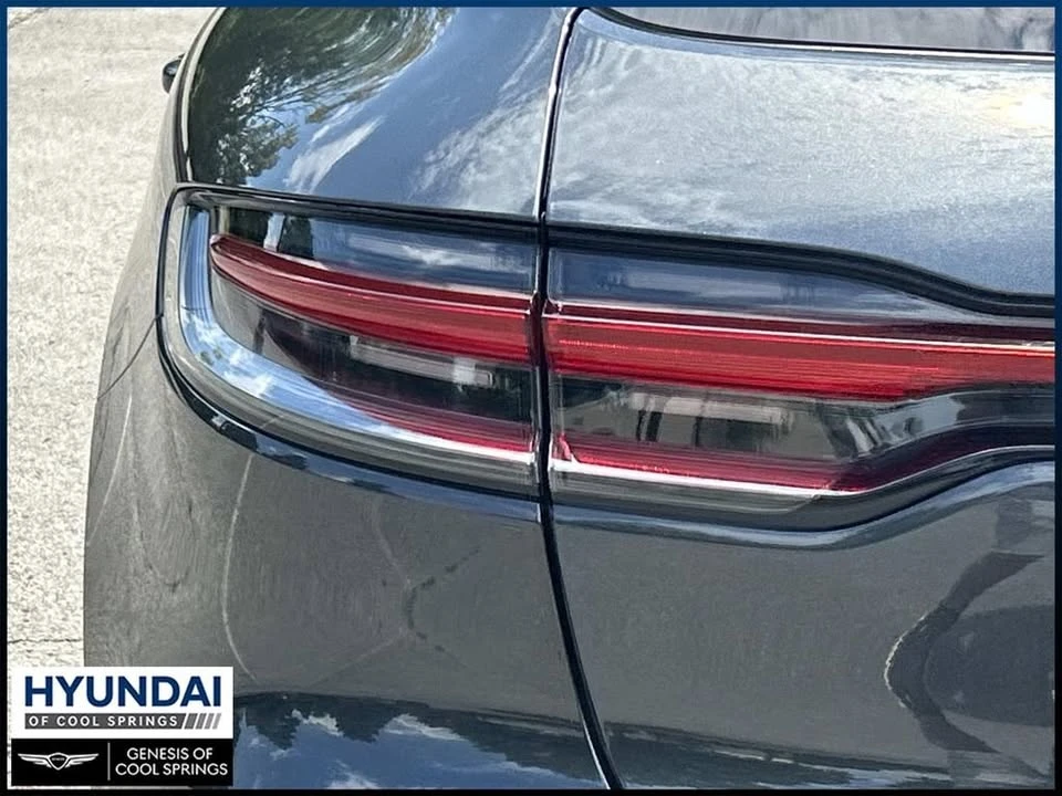2020 Porsche Macan - Image 13 of 20