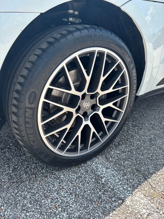 2020 Porsche Macan - Image 5 of 11