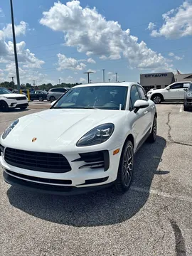 2020 Porsche Macan Base