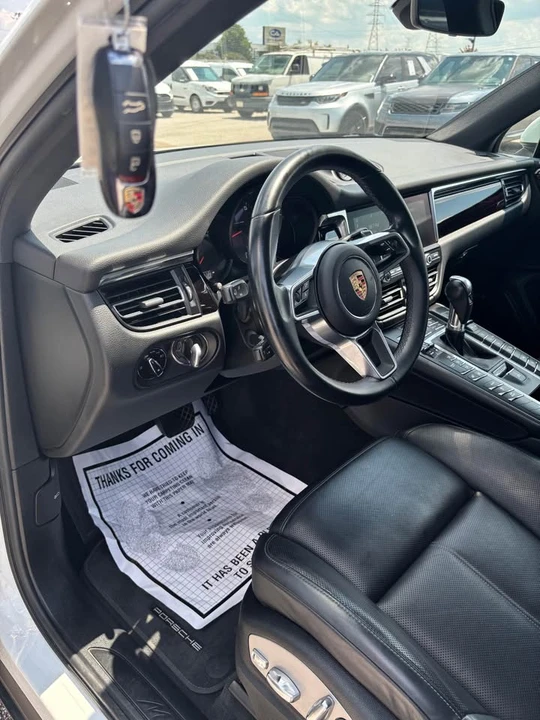 2020 Porsche Macan - Image 11 of 11