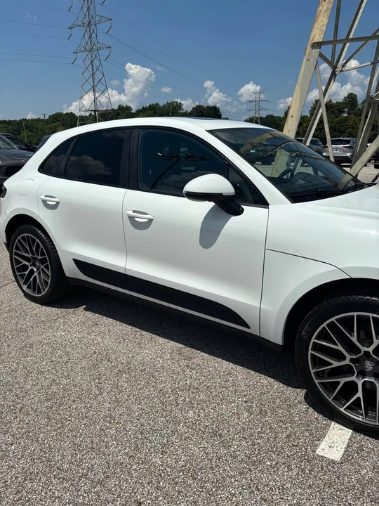 2020 Porsche Macan - Image 7 of 11