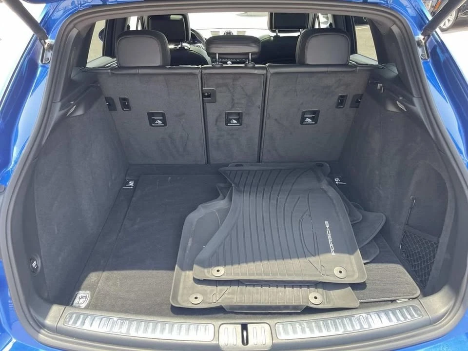 2020 Porsche Macan - Image 12 of 20
