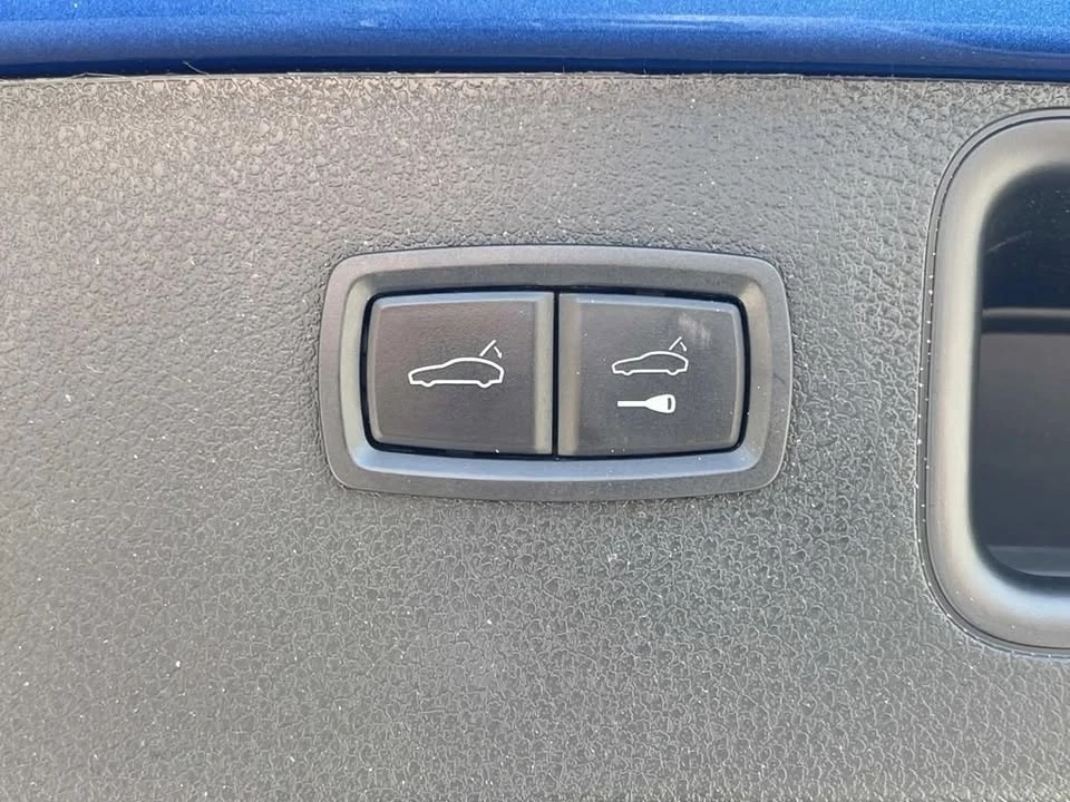 2020 Porsche Macan - Image 13 of 20