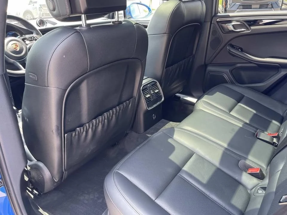 2020 Porsche Macan - Image 19 of 20