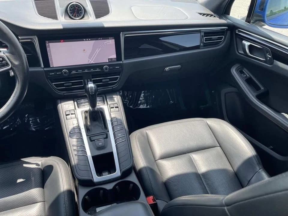2020 Porsche Macan - Image 15 of 20