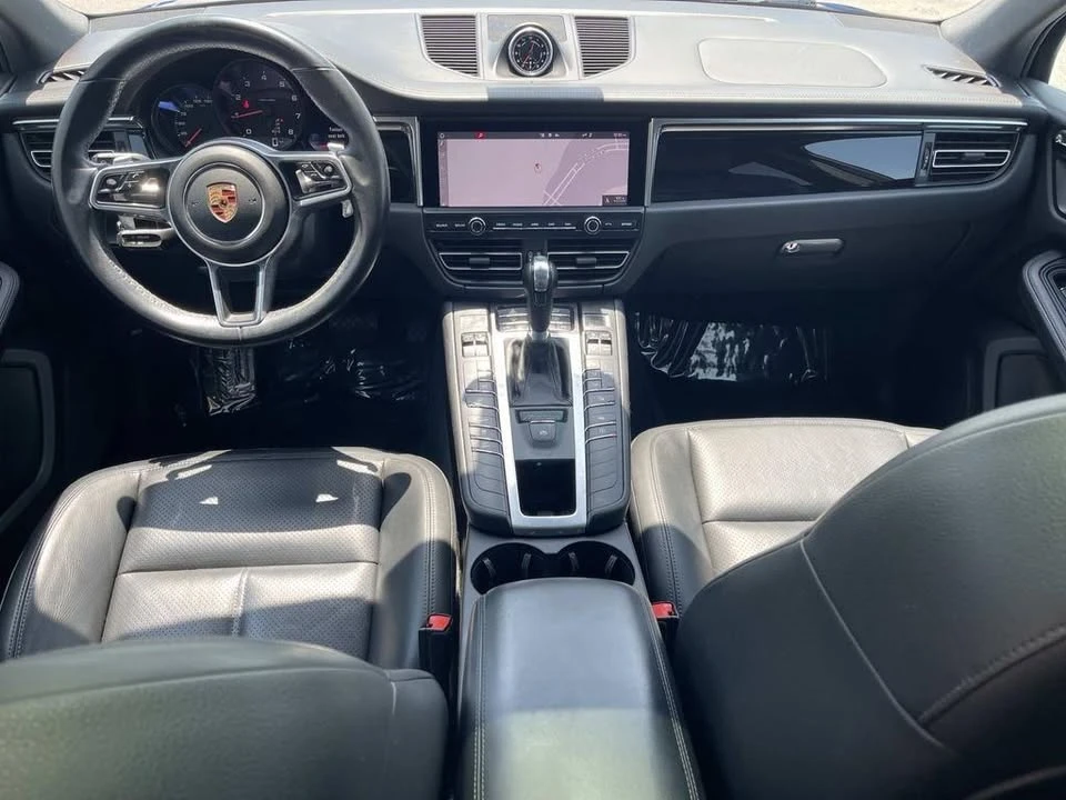 2020 Porsche Macan - Image 16 of 20