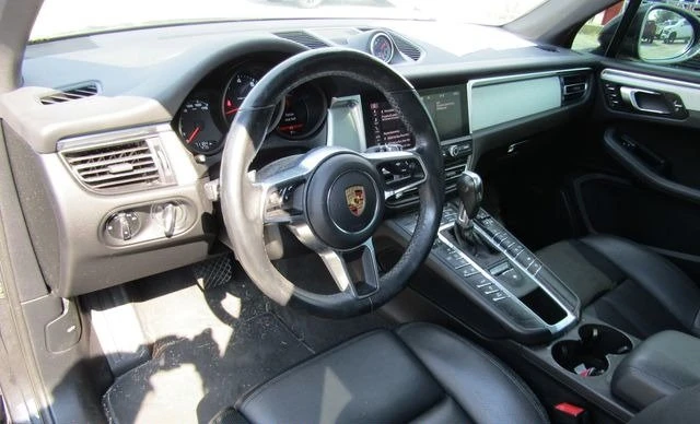 2020 Porsche Macan - Image 12 of 18