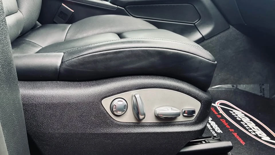 2020 Porsche Macan - Image 7 of 11