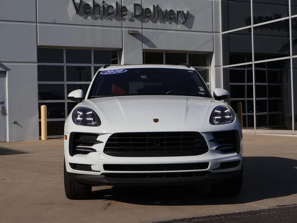 2020 Porsche Macan - Image 2 of 20