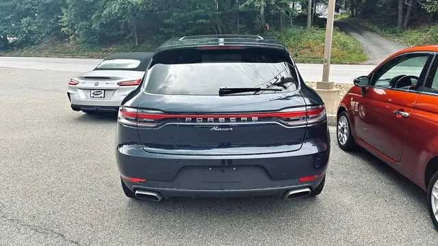 2020 Porsche Macan Base