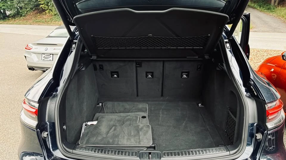 2020 Porsche Macan - Image 11 of 11