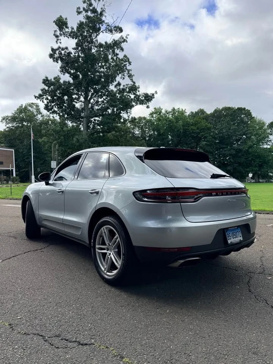 2020 Porsche Macan - Image 2 of 15