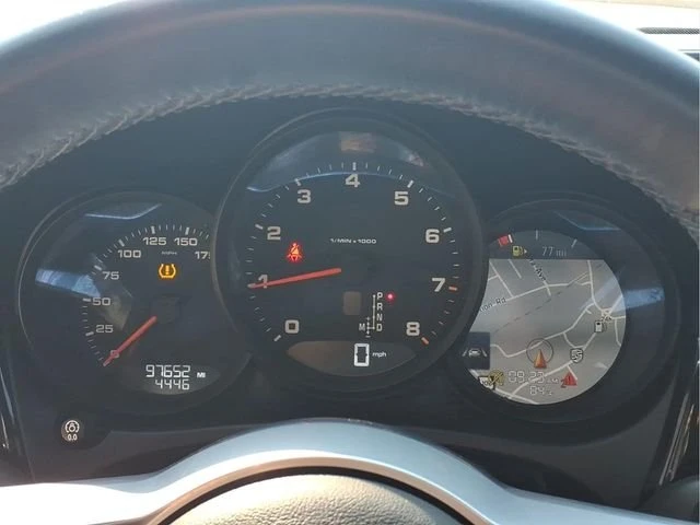 2020 Porsche Macan - Image 10 of 20