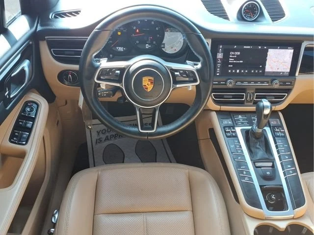 2020 Porsche Macan - Image 15 of 20