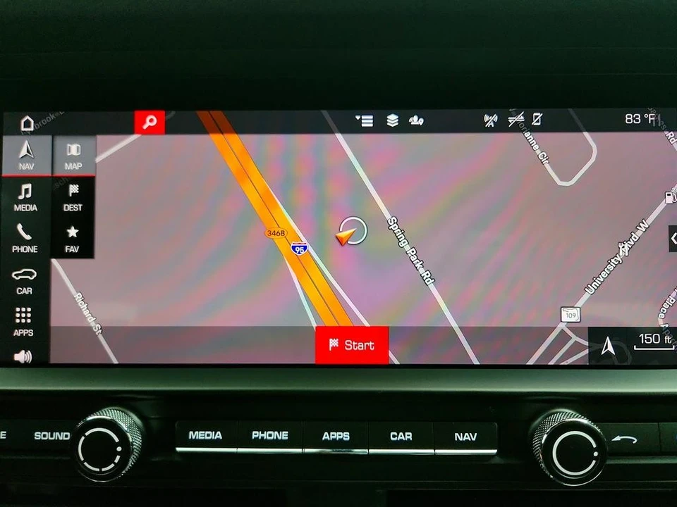 2020 Porsche Macan - Image 19 of 31