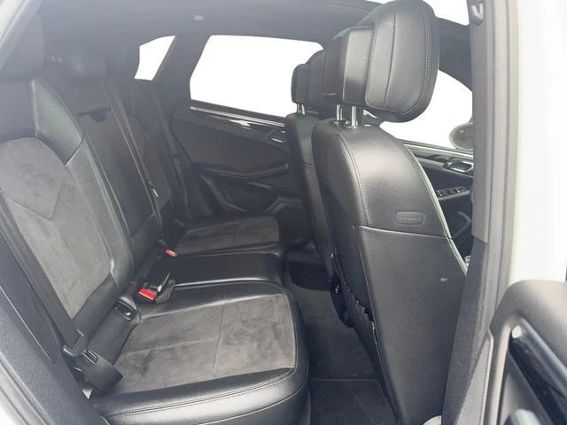 2020 Porsche Macan - Image 19 of 21