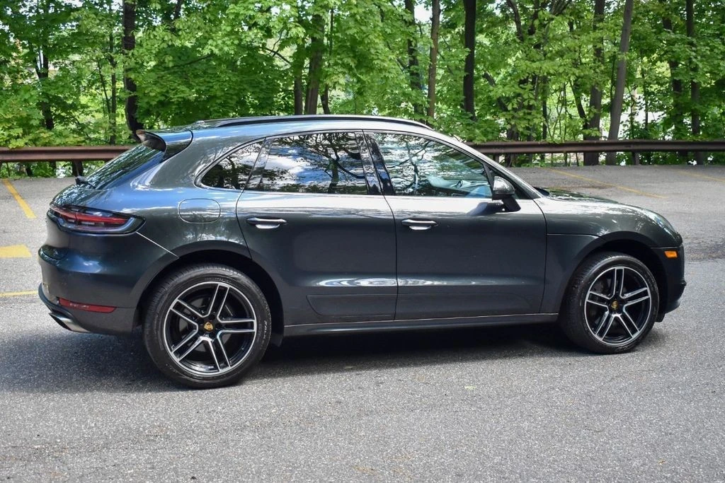 2020 Porsche Macan - Image 9 of 31