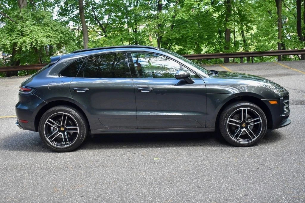 2020 Porsche Macan - Image 10 of 31
