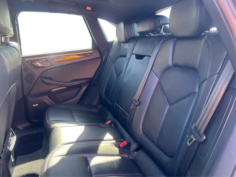 2020 Porsche Macan - Image 12 of 12