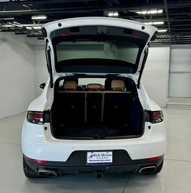 2020 Porsche Macan - Image 9 of 12