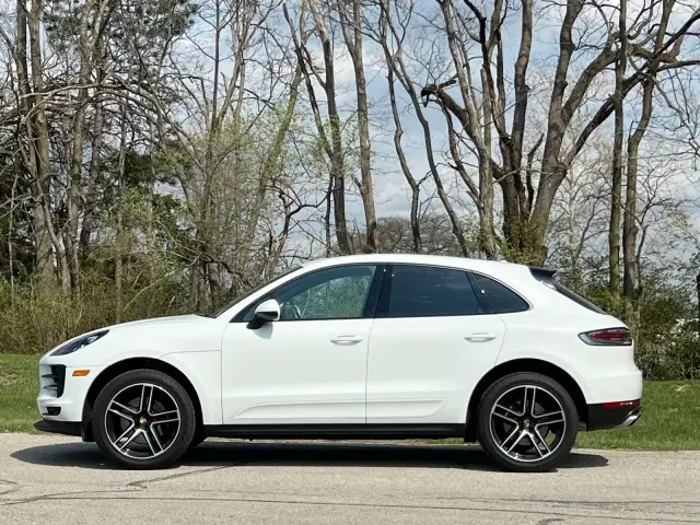 2020 Porsche Macan - Image 2 of 7