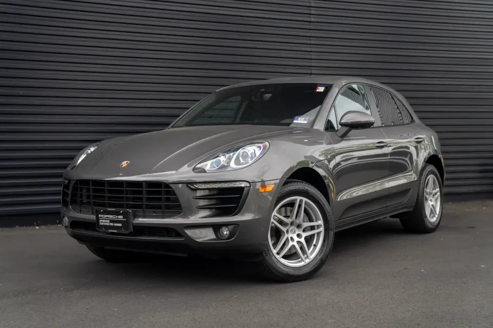 2020 Porsche Macan - Image 9 of 9