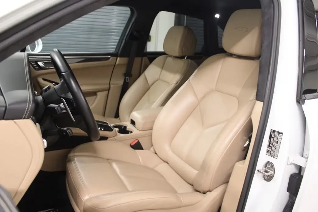 2020 Porsche Macan GTS - Image 5 of 12