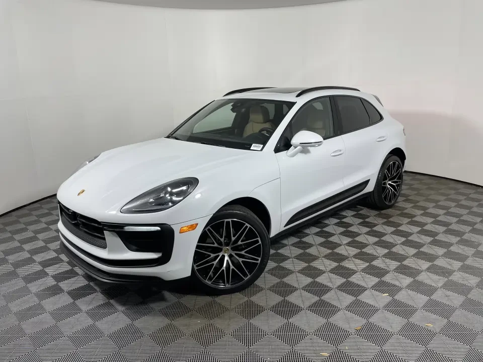 2020 Porsche Macan GTS - Image 9 of 12