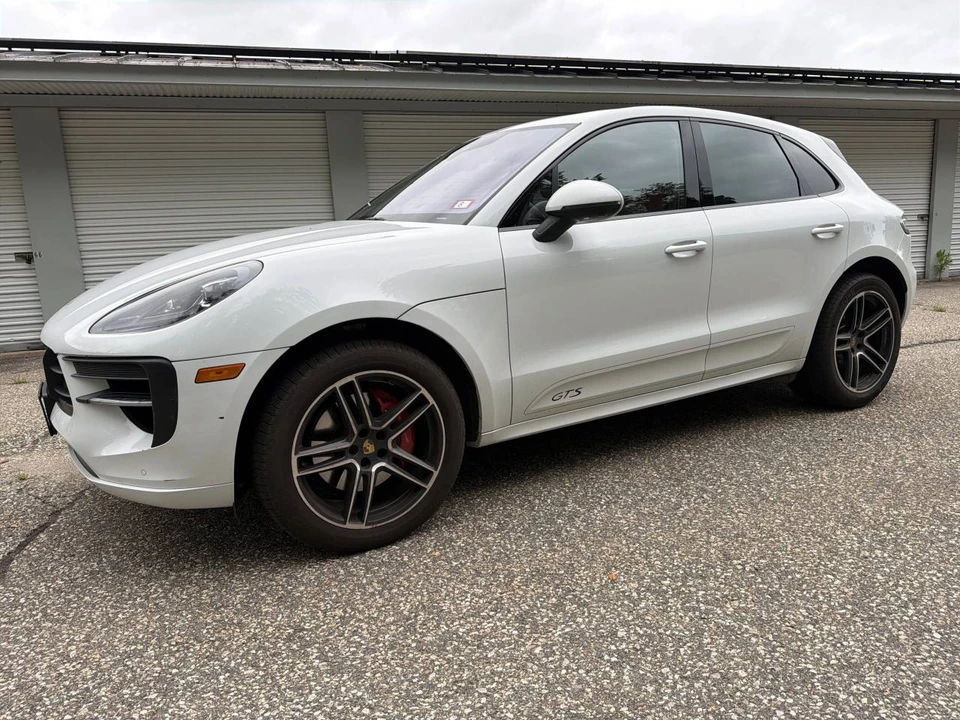 2020 Porsche Macan GTS - Image 2 of 5
