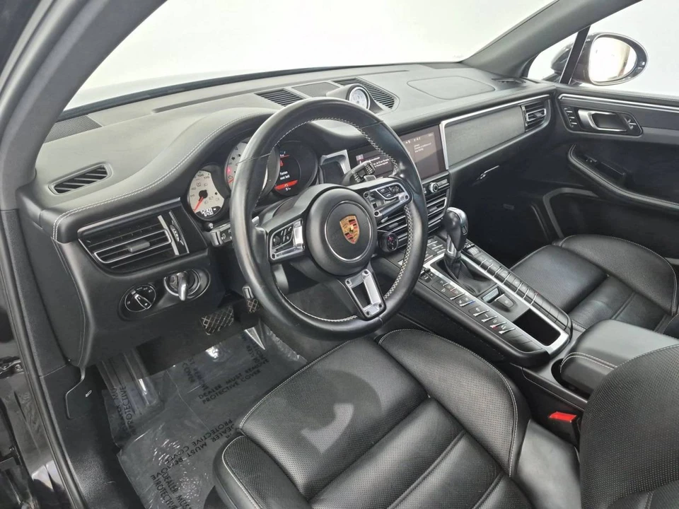2020 Porsche Macan GTS - Image 4 of 5