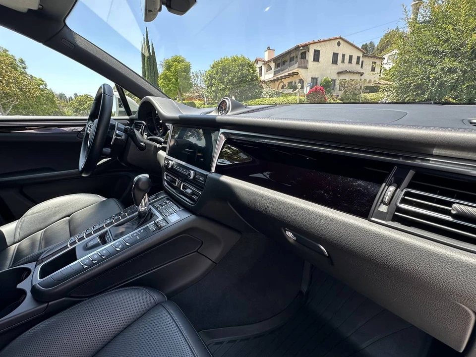 2020 Porsche Macan GTS - Image 7 of 22