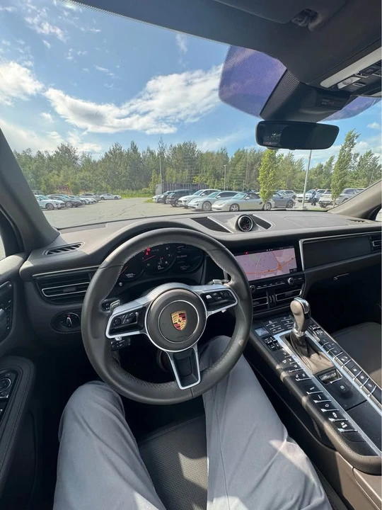 2020 Porsche Macan GTS - Image 9 of 10
