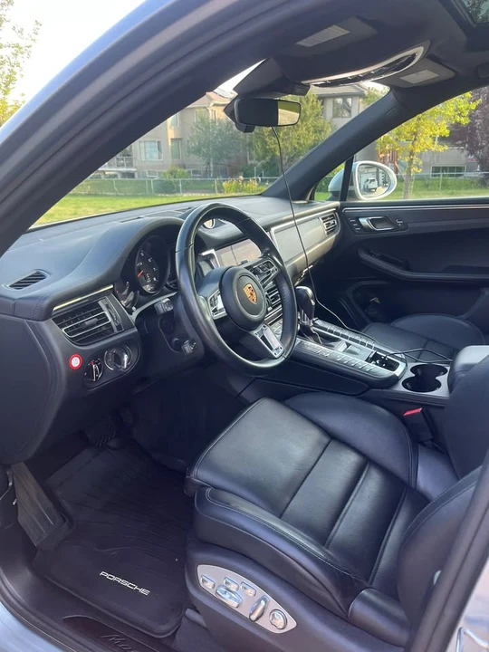 2020 Porsche Macan GTS - Image 9 of 17