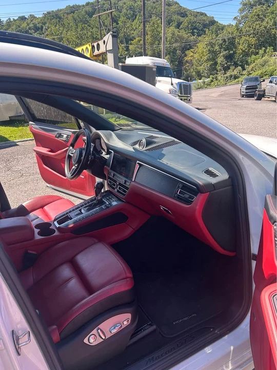 2020 Porsche Macan GTS - Image 8 of 12